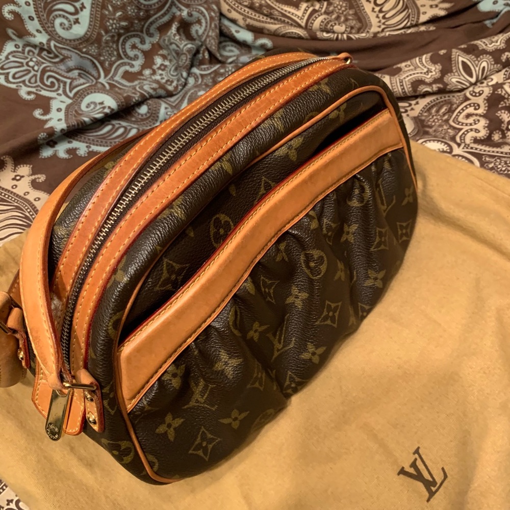Louis Vuitton | Clara Women's Handbag Satchel